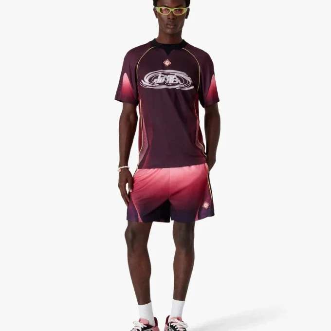 Aubergine voetbalshort met kleurverloop