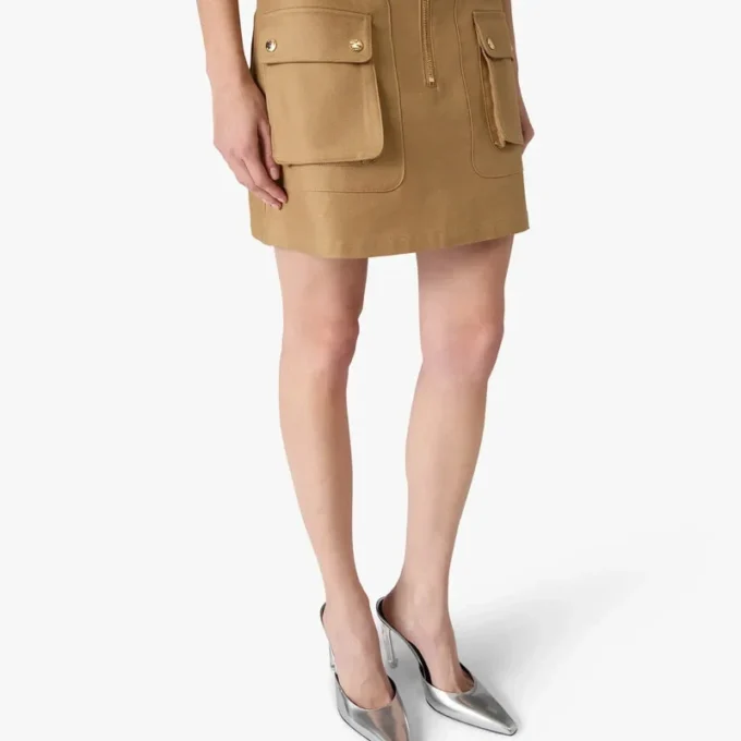 Beige katoenen minirok met zakken Beige katoenen minirok met zakken
