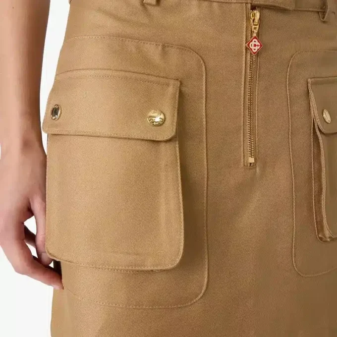 Beige katoenen minirok met zakken Beige katoenen minirok met zakken