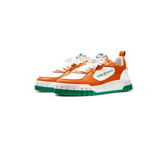 Court sneaker voor dames in oranje en wit Court sneaker voor dames in oranje en wit