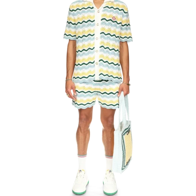 Gegolfde bouclé-Shorts