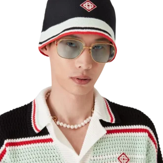 Gestreepte gehaakte muts