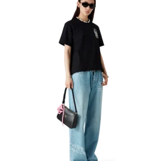 Graffiti-distressed denimjeans