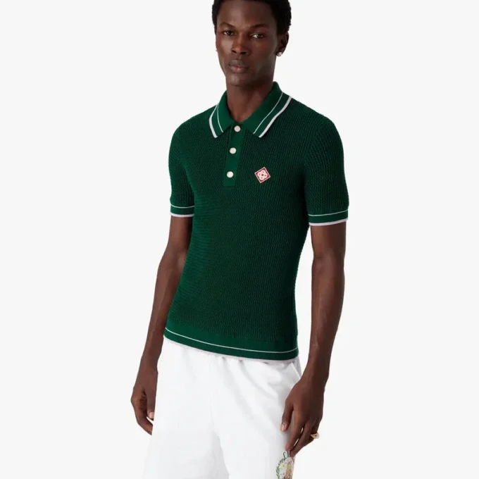 Groen gehaakt poloshirt met korte mouwen
