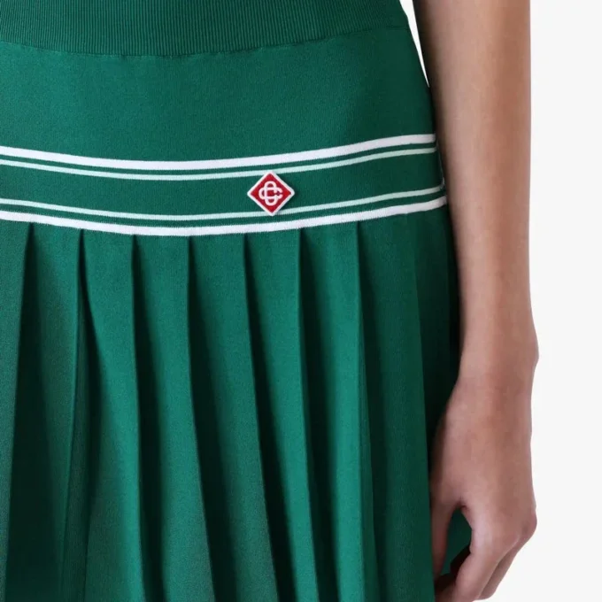 Groene geplooide gebreide minirok