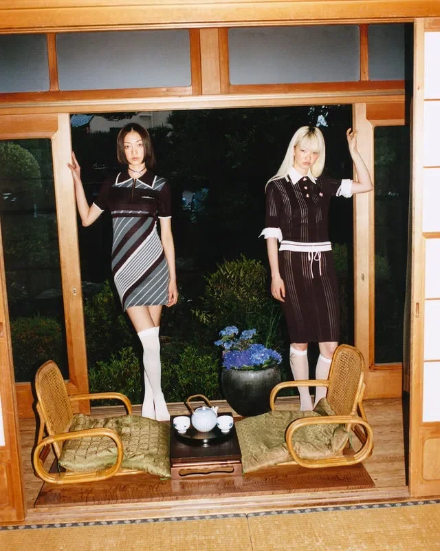 Katoenen gebreide polo met korte mouwen Katoenen gebreide polo met korte mouwen