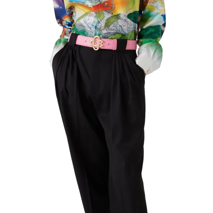 Roze riem met CC-logo in reliëf