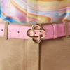 Roze riem met CC-logo in reliëf