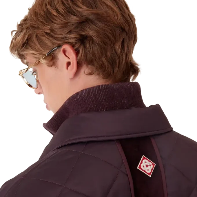 Satijnen gewatteerd jasje Satijnen gewatteerd jasje