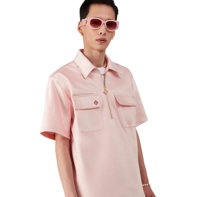 Satijnen overhemd met kwartritssluiting en korte mouwen