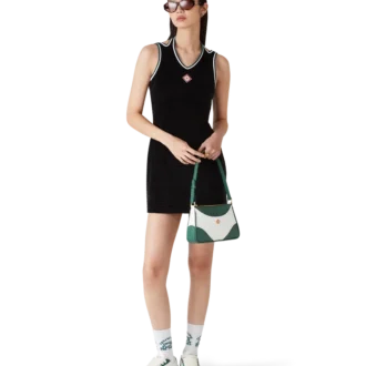 Tenniskleding van gestructureerd velours