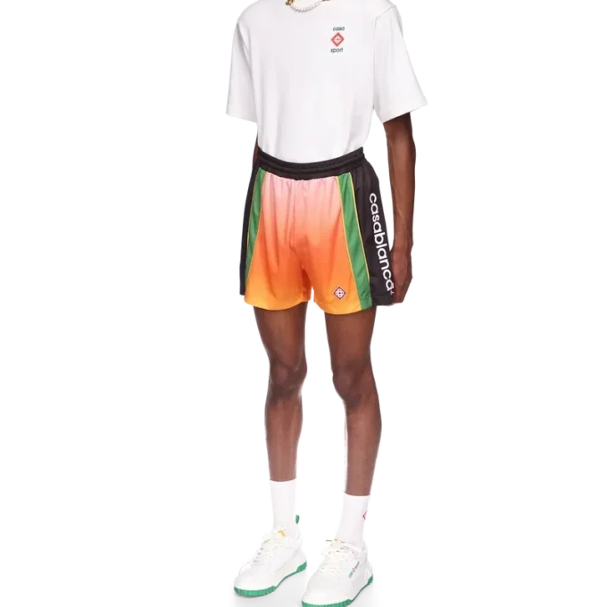 Voetbalshort met kleurverloop Voetbalshort met kleurverloop