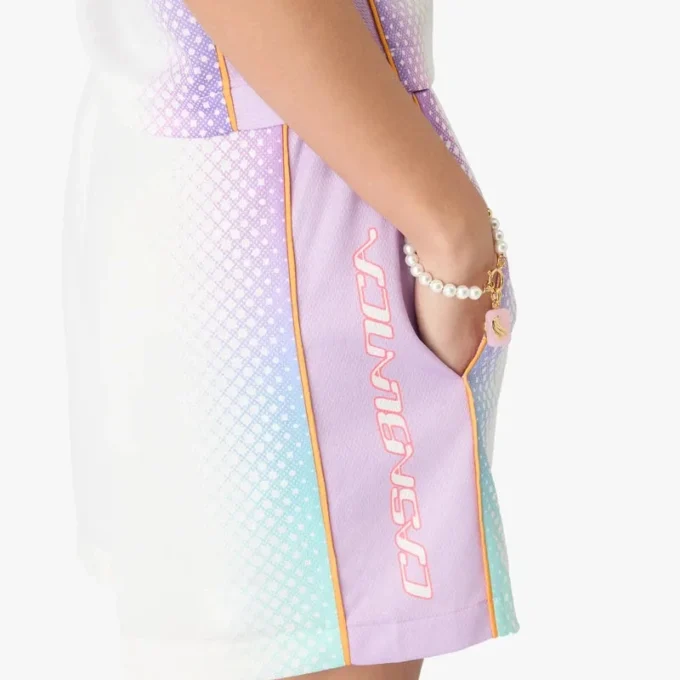 Voetbalshort van mesh met glazen kleurverloop