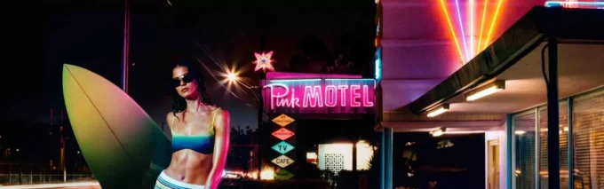 Wavy Monogram-bikinitop