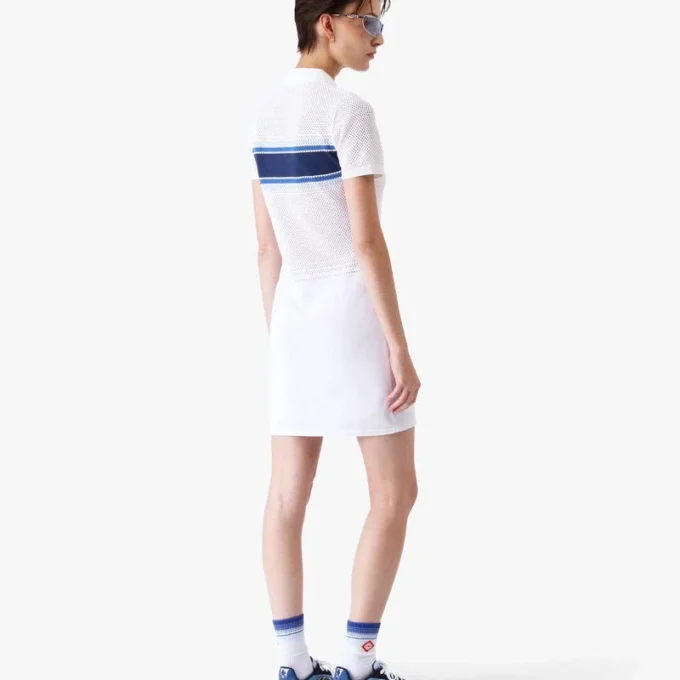 Wit-blauw gestreepte midi-jurk van mesh