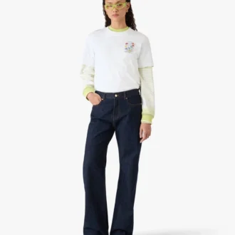 Wit T-shirt met korte mouwen en graffitiprint