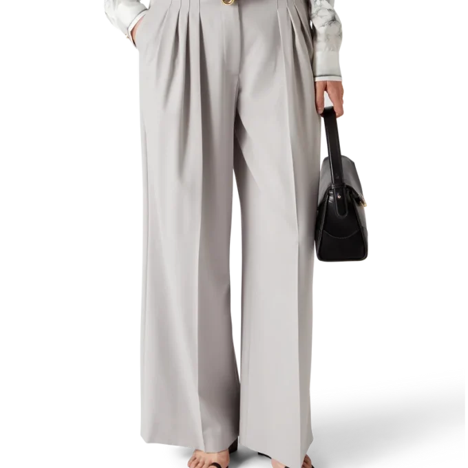 Wollen broek met drie plooien Wollen broek met drie plooien