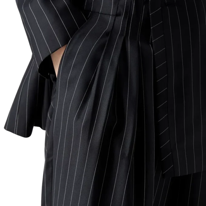 Wollen krijtstreep broek met drie plooien