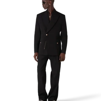 Wollen jas met dubbele rij knopen