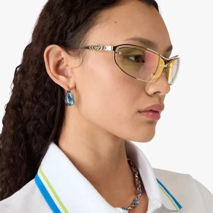 Zilveren & blauwe waterdruppel-oorringen van messing Zilveren & blauwe waterdruppel-oorringen van messing