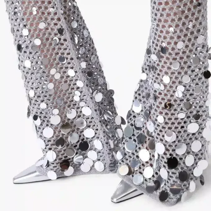 Zilveren broek met spiegelhaakwerk