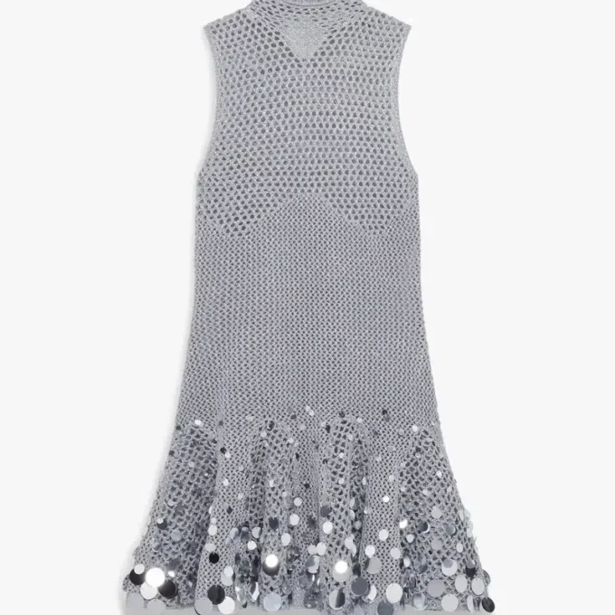 Zilveren gehaakte spiegelminijurk Zilveren gehaakte spiegelminijurk