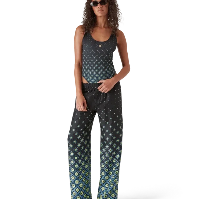 Zwart monogramzwempak met kleurverloop Zwart monogramzwempak met kleurverloop