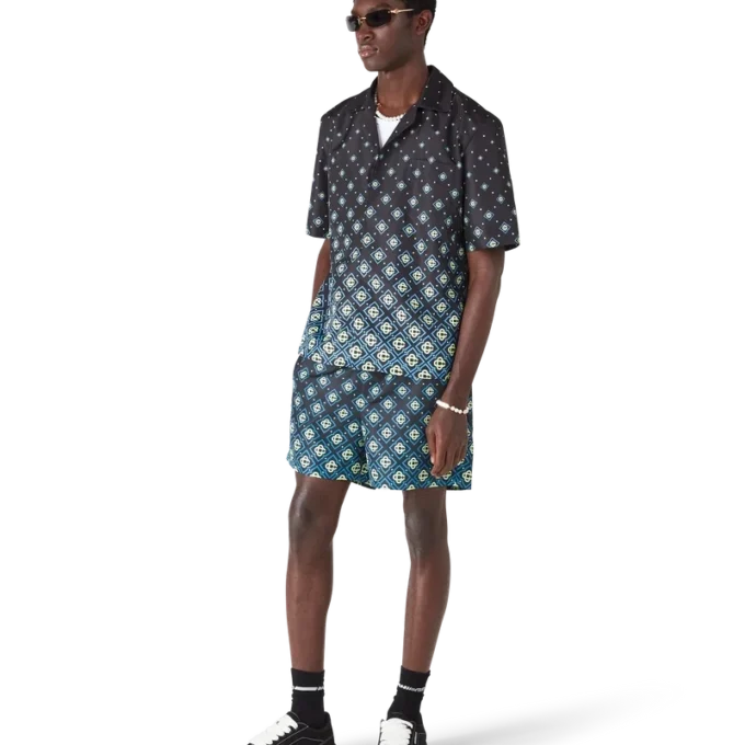 Zwarte monogrambadmode met korte mouwen en kleurverloop Zwarte monogrambadmode met korte mouwen en kleurverloop